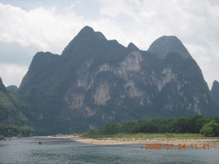 349 6xq. China eclipse - Li River  boat tour