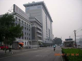 8 6xt. China eclipse - Beijing morning run