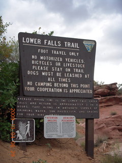 38 704. Escalante - Calf Creek trail - sign