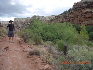 43 704. Escalante - Calf Creek trail - Neil