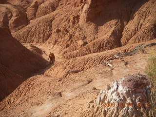 300 704. Escalante to Kodachrome - Panorama trail - Cool Cave area