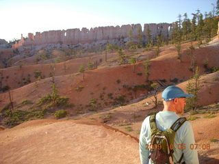 41 705. Bryce Canyon - sunrise at Sunrise Point - Adam
