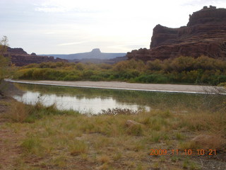 23 71a. Lathrop trail hike - Colorado River