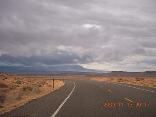 30 71d. Hanksville road to Goblin Valley
