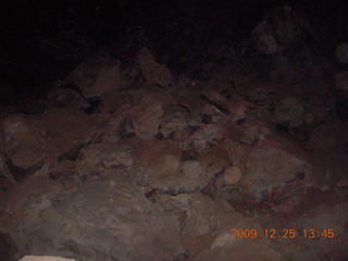 169 72r. Snow Canyon State Park - lava cave