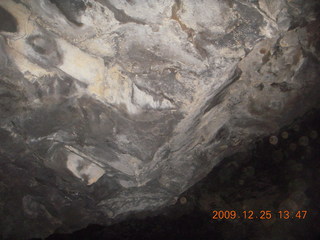 173 72r. Snow Canyon State Park - lava cave