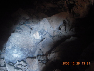 178 72r. Snow Canyon State Park - lava cave