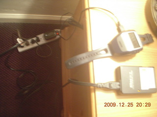 214 72r. hotel room power strip for gizmos