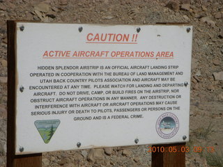 114 773. Hidden Splendor run - sign