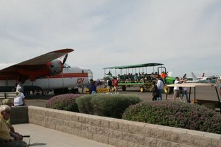 Peter addressing Orange County pilots group