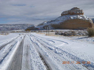 23 7dq. Moab trip - drive to Canyonlands Needles snow covered road