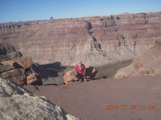 129 7ds. Moab trip - Needles - Confluence Overlook hike - view + Adam