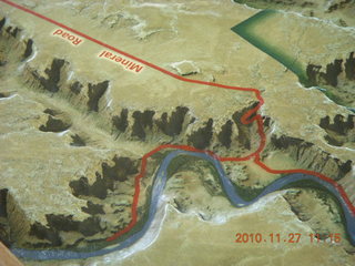 99 7dt. Moab trip - Canyonlands visitor center relief map