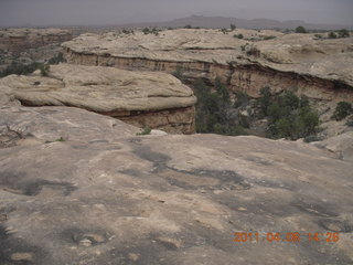 222 7j8. Canyonlands Needles Pothole Point hike