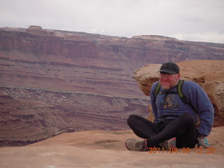 196 7j9. Dead Horse Point - Big Horn hike - Adam (tripod)
