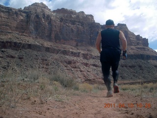 113 7ja. Mexican Mountain airstrip run - Adam (tripod)