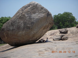 India - Mamallapuram - Adam and temple