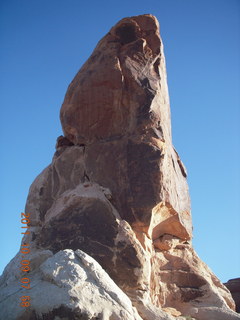 39 7q9. Arches National Park - Devil's Garden hike - Dark Angel