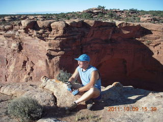 114 7q9. Dead Horse Point hike - Adam