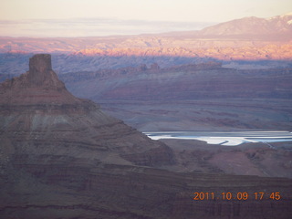 185 7q9. Dead Horse Point sunset