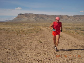 190 7qa. Sand Wash airstrip - Adam running (tripod)