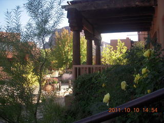 295 7qa. Hubbard-Gateway airstrip resort