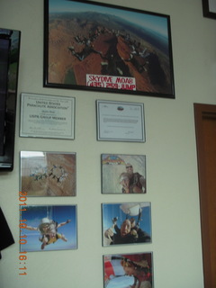 333 7qa. Canyonlands Field - skydiving stuff