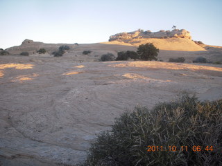 15 7qb. Canyonlands National Park - Lathrop trail hike - sunrise