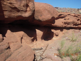 88 7qb. Canyonlands National Park - Lathrop trail hike