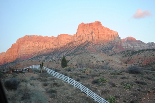 157 7se. driving to zion