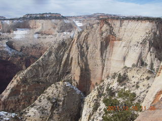 299 7sf. Zion National Park - Observation Point hike