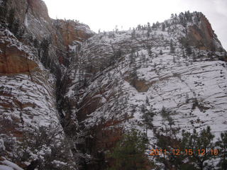 364 7sf. Zion National Park - Observation Point hike