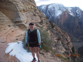 461 7sf. Zion National Park - Angels Landing hike - Adam