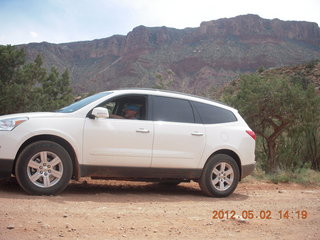 213 7x2. Onion Creek drive - Adam in rental car (tripod)