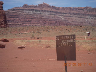 190 7x3. Harrah Pass drive back - ngis