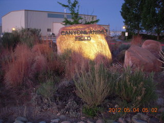 1 7x4. Canyonlands Field - early morning