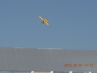 188 7x4. Mack Mesa - landing airplane