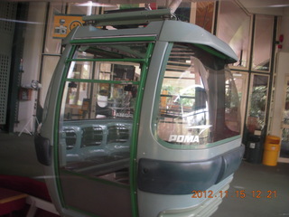 153 83f. rain forest tour - Skyrail