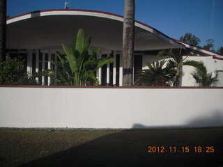 460 83f. bus ride along the coast