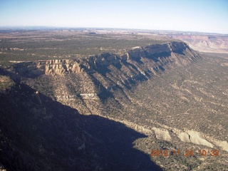 284 83q. aerial - flight to Monument Valley
