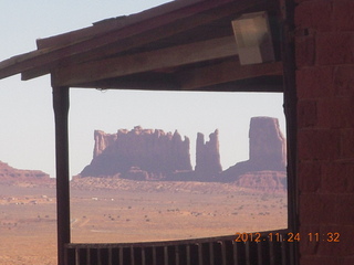 300 83q. Monument Valley - Goulding's