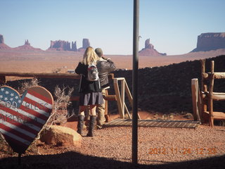 305 83q. Monument Valley - Goulding's - view