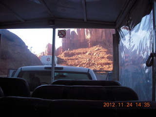 317 83q. Monument Valley tour