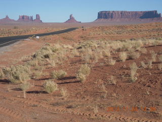 323 83q. Monument Valley tour