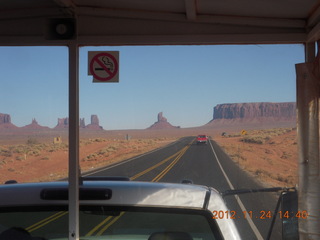 324 83q. Monument Valley tour