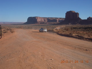 354 83q. Monument Valley tour