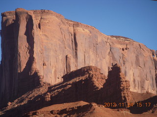 359 83q. Monument Valley tour