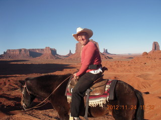 375 83q. Monument Valley tour - Adam on horseback at John Ford point