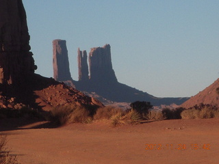 393 83q. Monument Valley tour