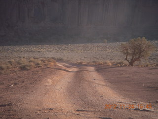 397 83q. Monument Valley tour